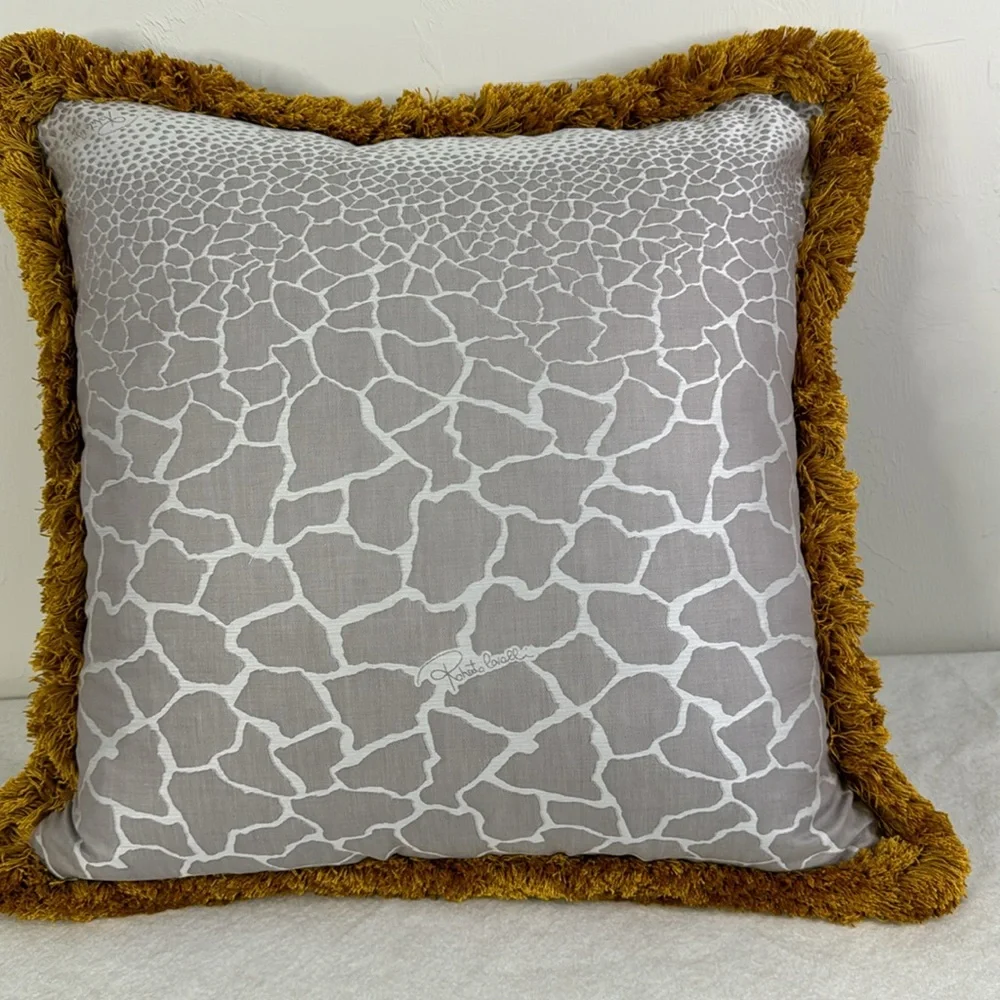 ROBERTO CAVALLI NEW NWT GRAY GOLD FRINGE GIRAFFE PRINT LARGE ACCENT PILLOW - Picture 12 of 13